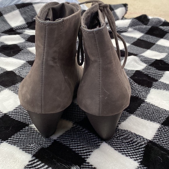 Blowfish grayish brown suede booties - Picture 3 of 4